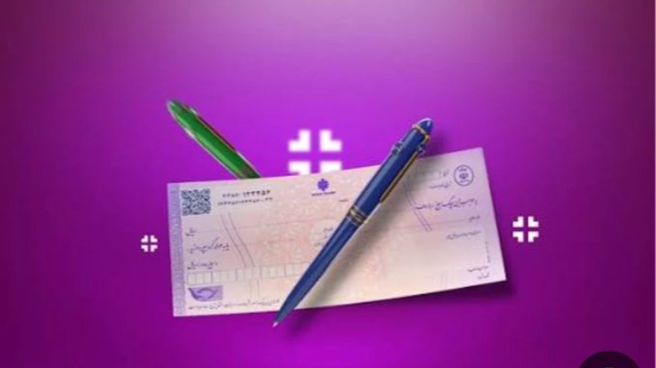مسئولیت کسی که  چک را پشت نویسی می کند در قبال دارنده چک چیست؟