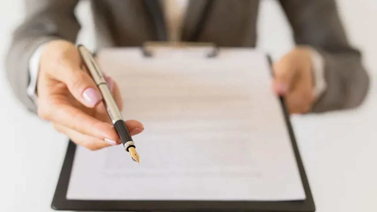 دعاوی کارگر و کارفرما؛ مهم‌ترین اختلافات و مستندات قانونی