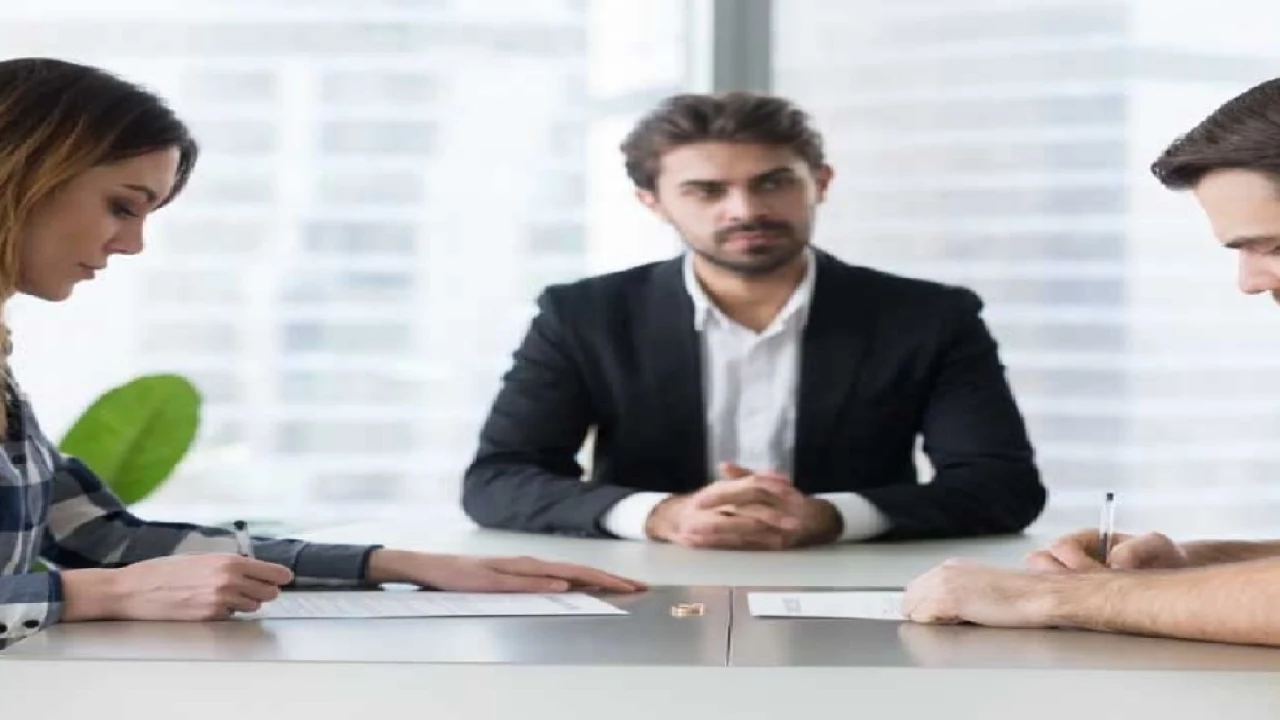 وکیل دعاوی خانوادگی وترک انفاق