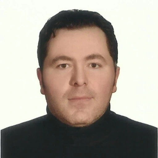 وحید قلی پور عباسی